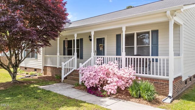 709 Slippery Bank Court, Benson, NC 27504