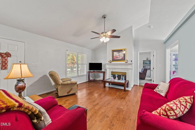 709 Slippery Bank Court, Benson, NC 27504