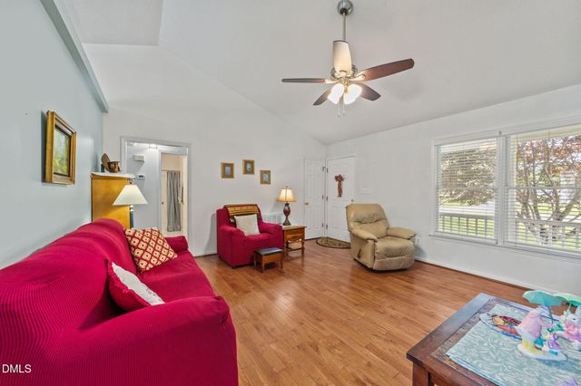 709 Slippery Bank Court, Benson, NC 27504