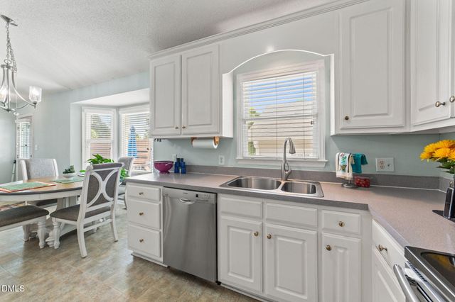 709 Slippery Bank Court, Benson, NC 27504