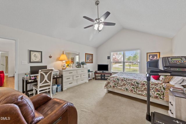 709 Slippery Bank Court, Benson, NC 27504