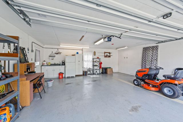 709 Slippery Bank Court, Benson, NC 27504