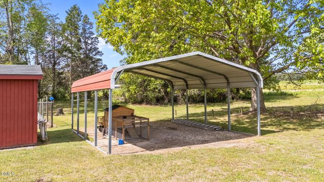 709 Slippery Bank Court, Benson, NC 27504