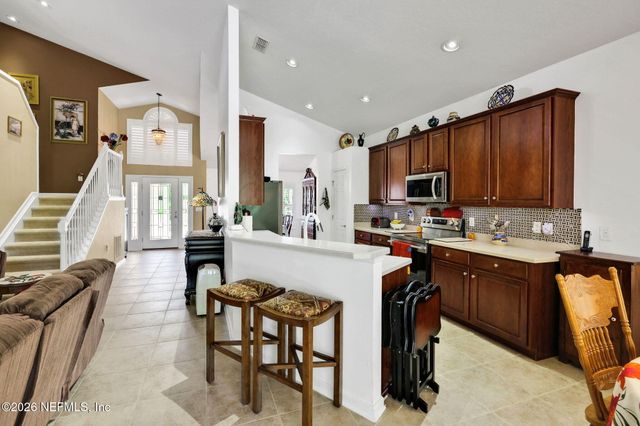 9223 SUNRISE BREEZE Circle, Jacksonville, FL 32256