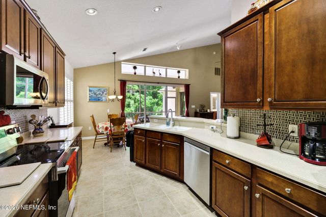 9223 SUNRISE BREEZE Circle, Jacksonville, FL 32256