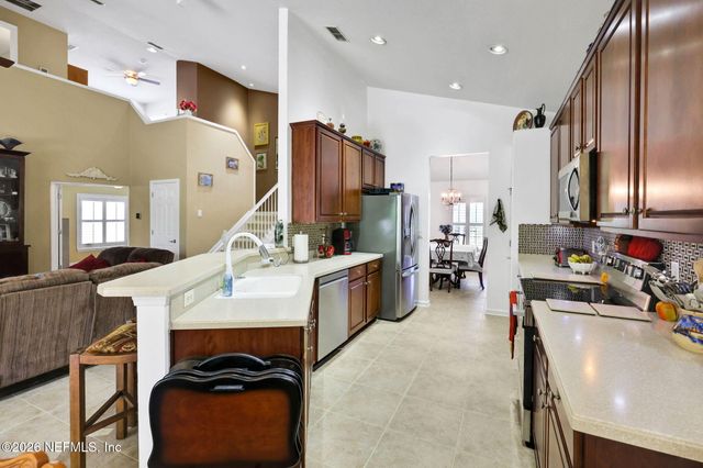 9223 SUNRISE BREEZE Circle, Jacksonville, FL 32256
