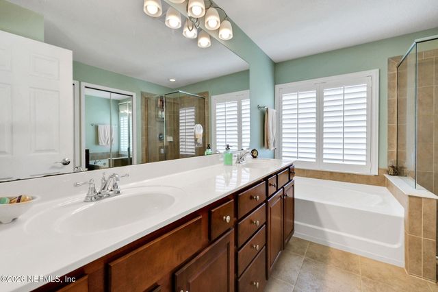 9223 SUNRISE BREEZE Circle, Jacksonville, FL 32256