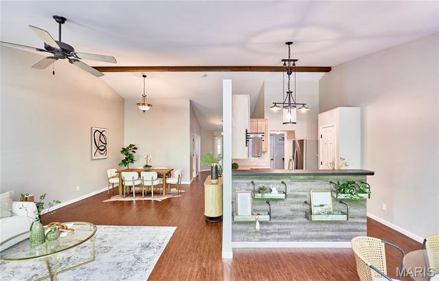 8 Hill Ridge Court 4, St Charles, MO 63303
