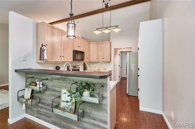 8 Hill Ridge Court 4, St Charles, MO 63303