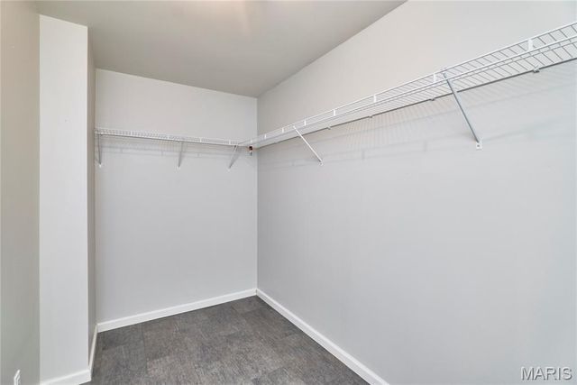 8 Hill Ridge Court 4, St Charles, MO 63303
