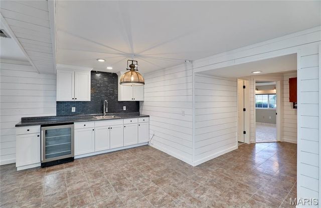 8 Hill Ridge Court 4, St Charles, MO 63303