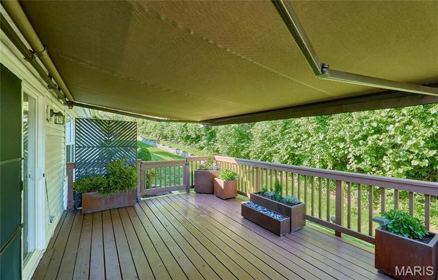 8 Hill Ridge Court 4, St Charles, MO 63303