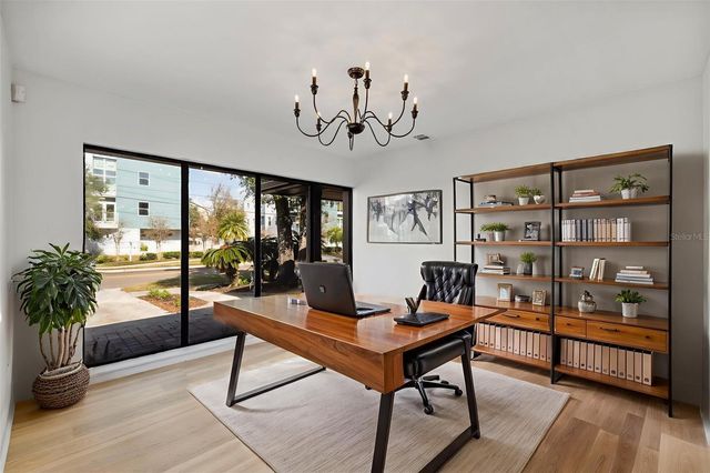 3406 W SWANN AVENUE, Tampa, FL 33609