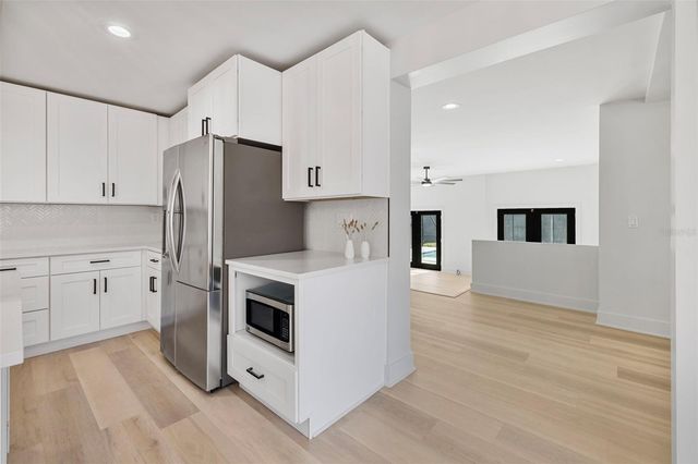 3406 W SWANN AVENUE, Tampa, FL 33609