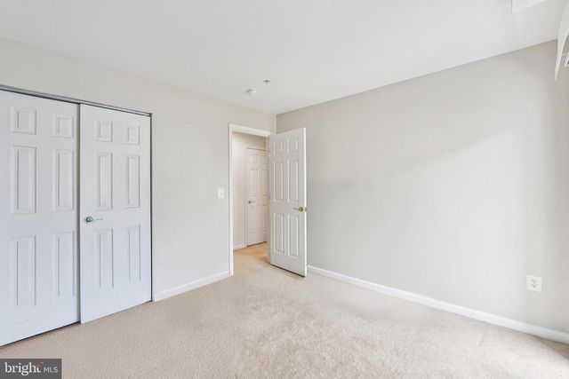 2415 RAINSWOOD LN, Woodbridge, VA 22191