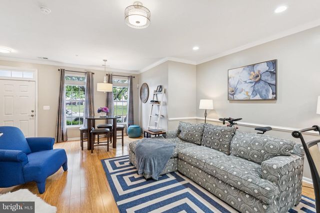 2415 RAINSWOOD LN, Woodbridge, VA 22191