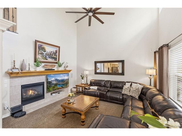7312 Winter Berry Ln, Castle Pines, CO 80108
