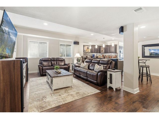 7312 Winter Berry Ln, Castle Pines, CO 80108