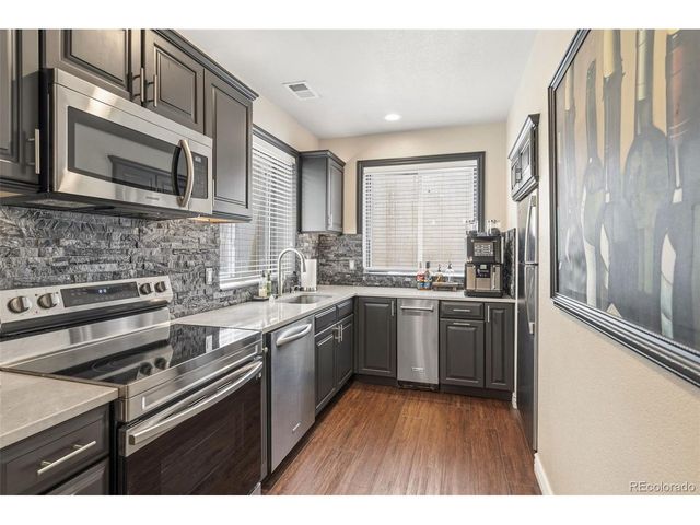 7312 Winter Berry Ln, Castle Pines, CO 80108