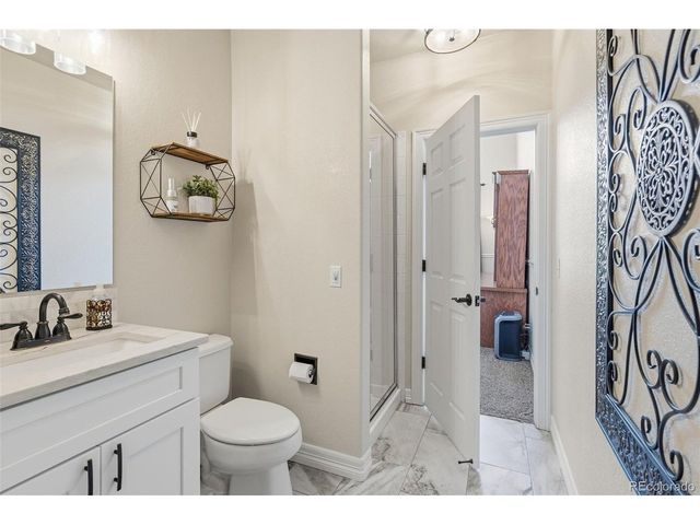 7312 Winter Berry Ln, Castle Pines, CO 80108