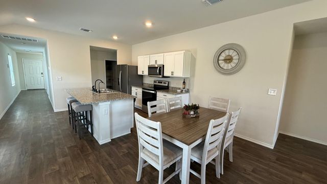 13104 Roving PASS, Elgin, TX 78621