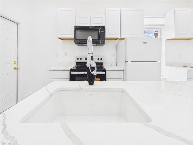 1528 Dungee ST, Norfolk, VA 23504