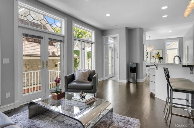 655 Chester Street, Birmingham, MI 48009