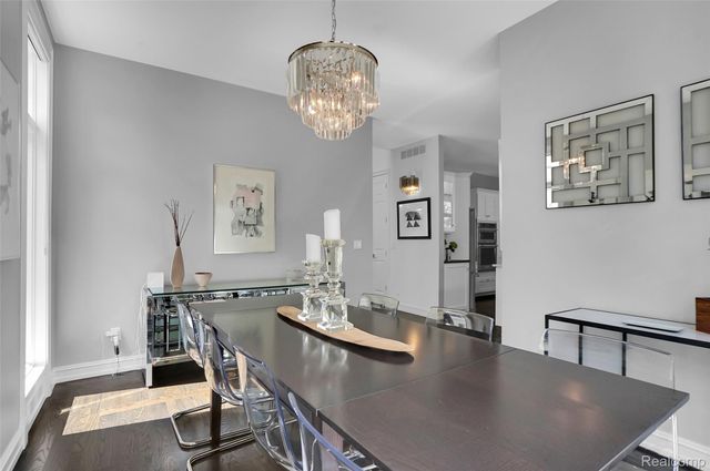 655 Chester Street, Birmingham, MI 48009