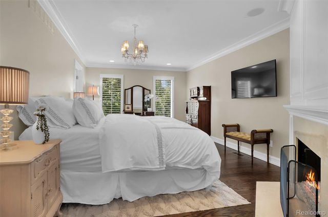 655 Chester Street, Birmingham, MI 48009