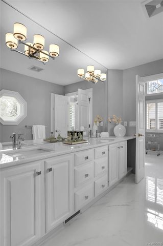 655 Chester Street, Birmingham, MI 48009