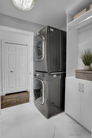 655 Chester Street, Birmingham, MI 48009