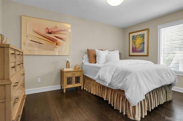 655 Chester Street, Birmingham, MI 48009