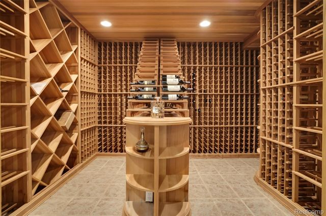 655 Chester Street, Birmingham, MI 48009