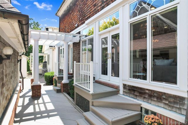 655 Chester Street, Birmingham, MI 48009