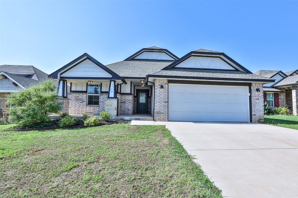 1114 Magnolia Drive, Noble, OK 73068
