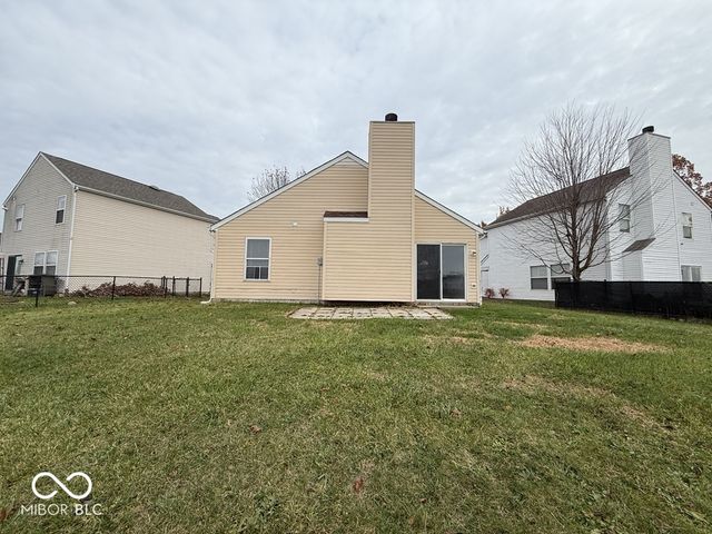 7202 Parklake Circle, Indianapolis, IN 46217