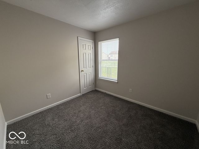 7202 Parklake Circle, Indianapolis, IN 46217