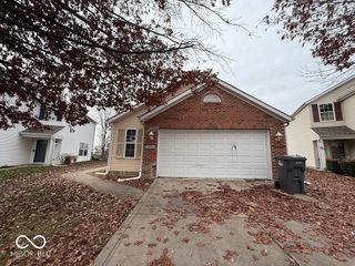 7202 Parklake Circle, Indianapolis, IN 46217