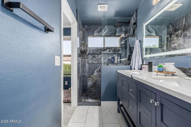 2222 E ARABIAN Drive, Gilbert, AZ 85296