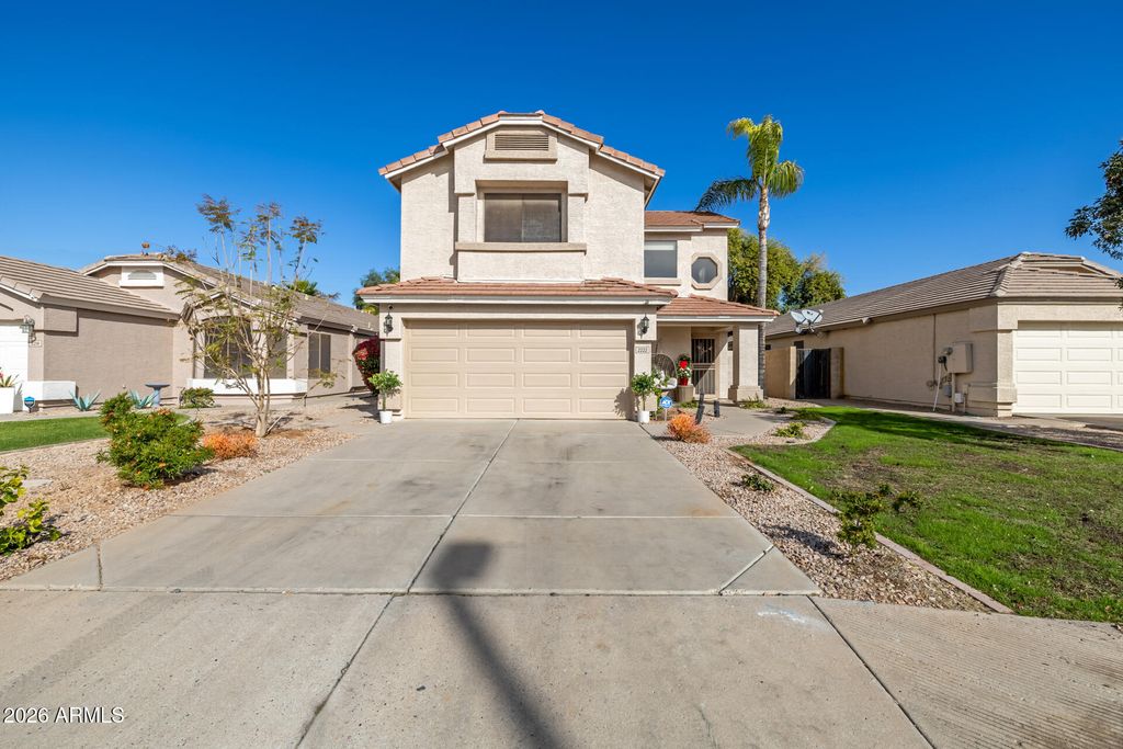 2222 E ARABIAN Drive, Gilbert, AZ 85296