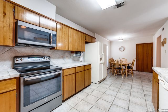 11642 OPEN MEADOW ST, San Antonio, TX 78230