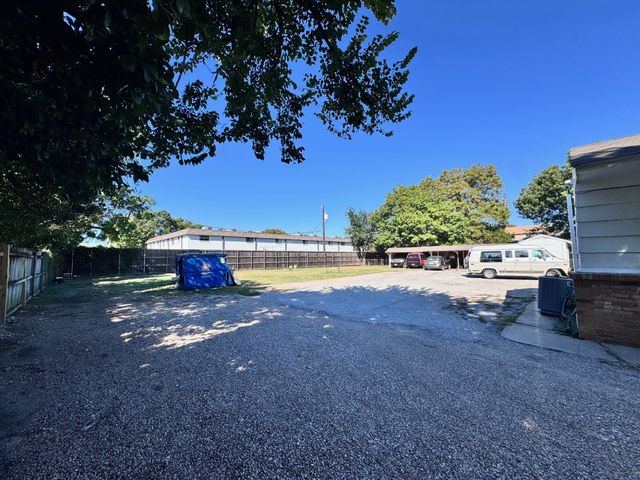 1607 M Avenue, Plano, TX 75074