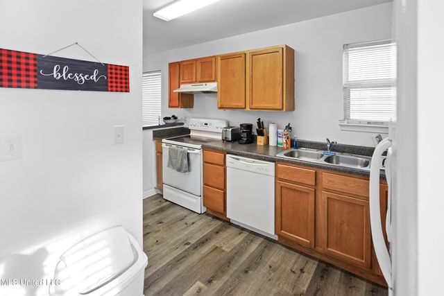 259 Benachi Avenue, B, Biloxi, MS 39530