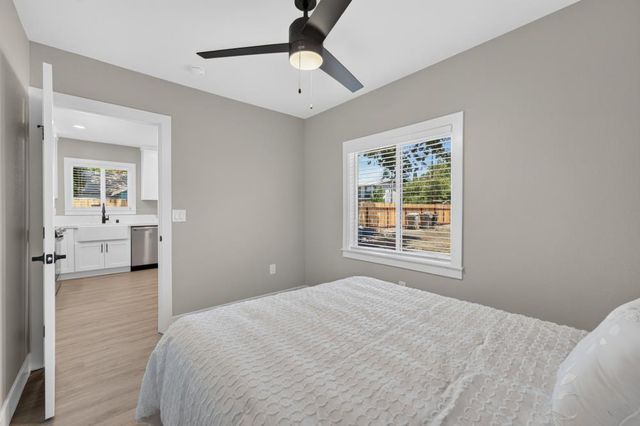 2296 Grove Ave, Sacramento, CA 95815