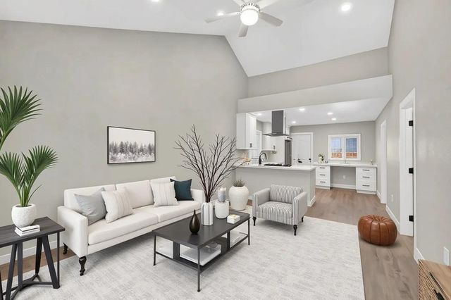2296 Grove Ave, Sacramento, CA 95815