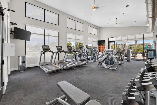 2073 Earthlight Ln, Roseville, CA 95747