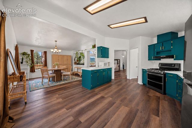 464 Hackamore Drive, Florissant, CO 80816