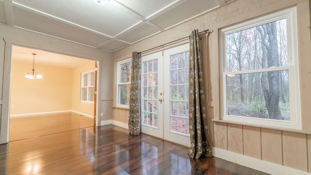 123 Beverly Drive, Chesterton, IN 46304