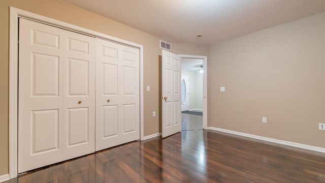 123 Beverly Drive, Chesterton, IN 46304