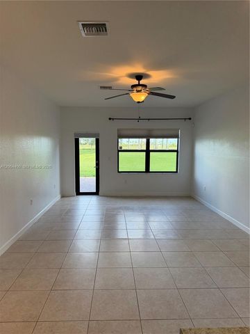 737 SE 37th Place, Homestead, FL 33033